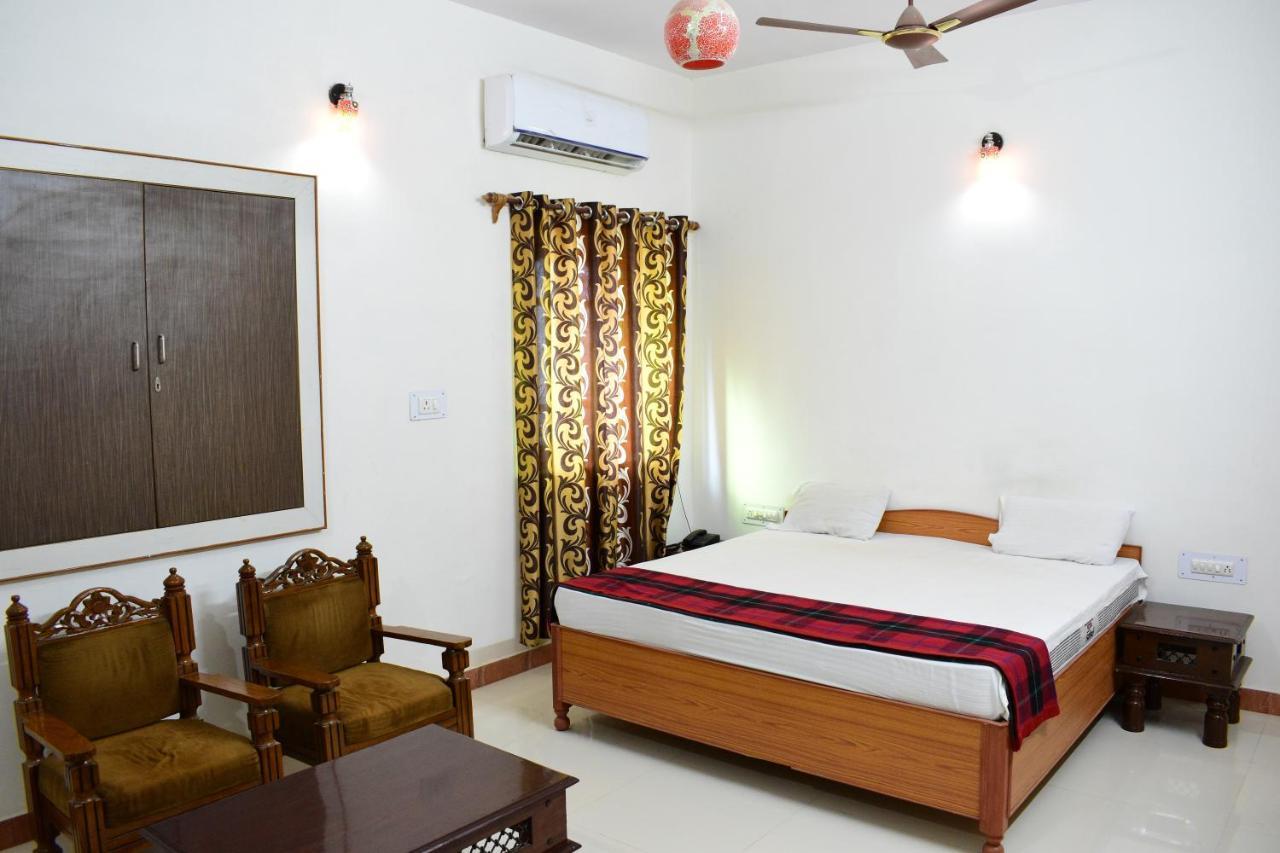 ג'ודפור Poonam Palace Near By Airport מראה חיצוני תמונה